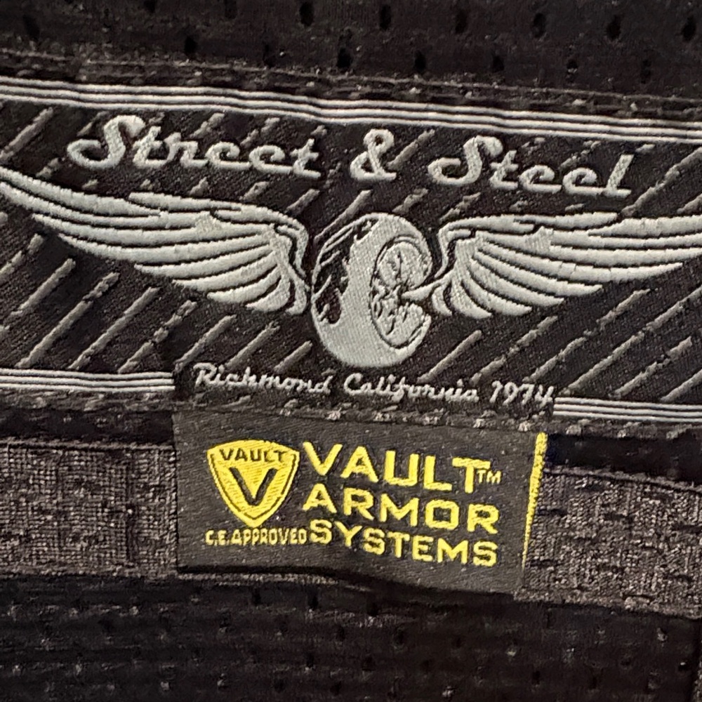 Street & Steel has sweatshirt vest that can 
be worn alone or zipped into jacket